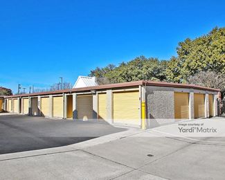 Photo 2 of Extra Space Storage - 5720 Milton Street, Dallas, TX