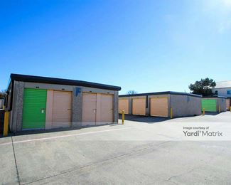 Photo 1 of Extra Space Storage - 3222 North Shiloh Road, Garland, TX