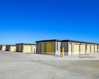 Photo 3 of Extra Space Storage - 3222 North Shiloh Road, Garland, TX