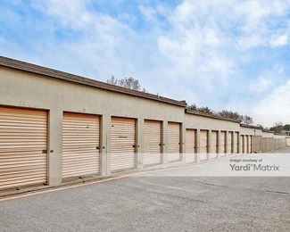 Photo 2 of Extra Space Storage - 4114 Broadway Blvd, Garland, TX