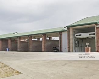 Photo 4 of H-H Storage - 206 State Highway 78, Farmersville, TX