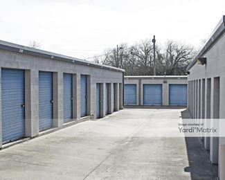 Photo 5 of H-H Storage - 206 State Highway 78, Farmersville, TX