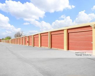 Photo 5 of Extra Space Storage - 3080 Alma Road, McKinney, TX