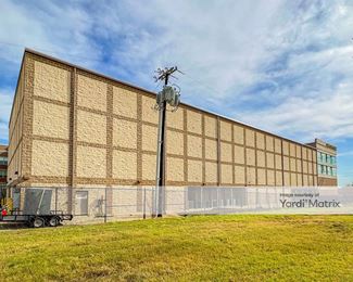 Photo 4 of Public Storage - 3111 Keller Springs Road, Carrollton, TX