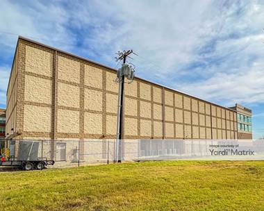Storage Units for Rent available at 3111 Keller Springs Road, Carrollton, TX 75006