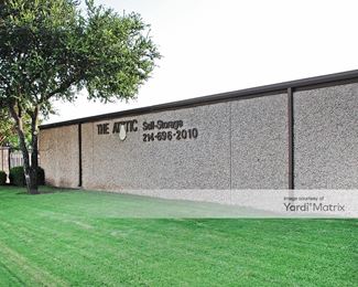 Photo 2 of Attic Self-Storage, The - 11541 North Central Expwy, Dallas, TX