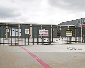 Photo 3 of Securlock Storage - 1105 East Main Street, Allen, TX