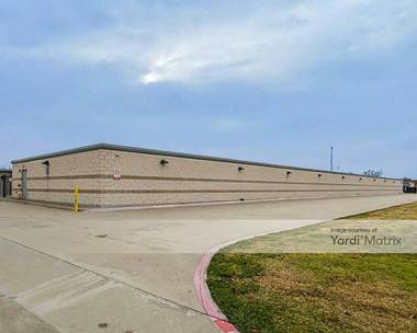 Storage Units for Rent available at 6707 Eldorado Pkwy, Frisco, TX 75033