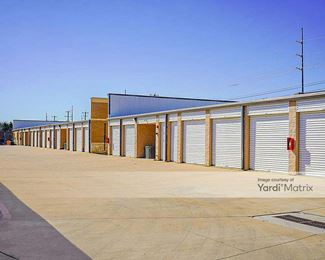 Photo 2 of Public Storage - 2404 East Centerville Road, Garland, TX