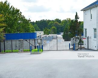 Photo 2 of Blue-Gray Self Storage - 10717 Hull Street Road, Midlothian, VA