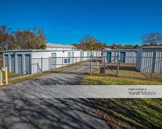 Photo 2 of Smithfield Self Storage - 201 Battery Park Road, Smithfield, VA
