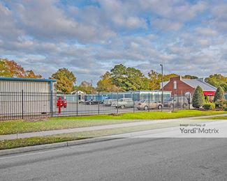 Photo 2 of American Classic Storage - 906 Big Bethel Road, Hampton, VA