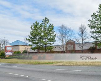Photo 2 of AAAA Self Storage - 1400 East Laburnum Avenue, Richmond, VA