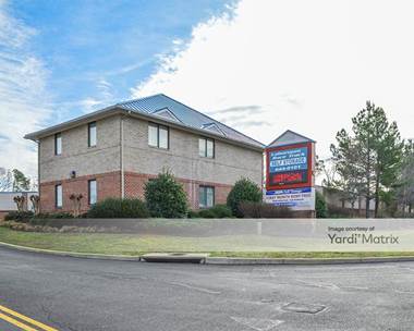 Storage Units for Rent available at 1400 East Laburnum Avenue, Richmond, VA 23222
