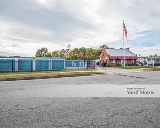 Photo 5 of American Classic Storage - 3709 Gateway Drive, Portsmouth, VA