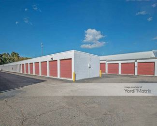 Photo 3 of Airline Self Storage - 2604 Airline Blvd, Portsmouth, VA