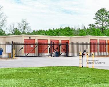 Storage Units for Rent available at 2463 County Drive, Petersburg, VA 23803
