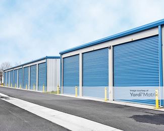 Photo 3 of Airport Garages - 599 Choptank Lane, Newport News, VA