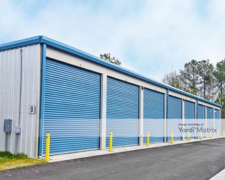 Photo 4 of Airport Garages - 599 Choptank Lane, Newport News, VA