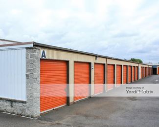 Photo 2 of Royal Mini Storage - 1500 NE 223rd Avenue, Fairview, OR
