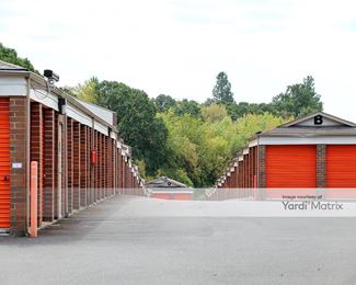 Photo 4 of Public Storage - 7065 SW 105th Avenue, Beaverton, OR