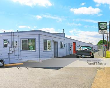 Storage Units for Rent available at 3510 NE Columbia Blvd, Portland, OR 97211