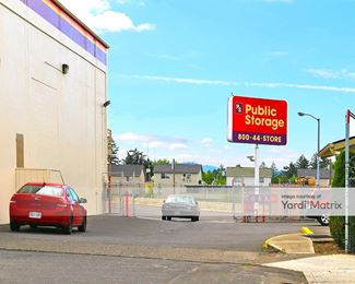 Photo 2 of Public Storage - 1621 NE 71st Avenue, Portland, OR