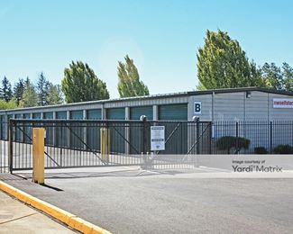 Photo 2 of Northwest Self Storage - 704 West Main Street, Molalla, OR