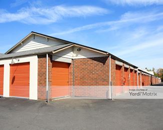 Photo 5 of Public Storage - 15700 SW Pacific Hwy, Tigard, OR