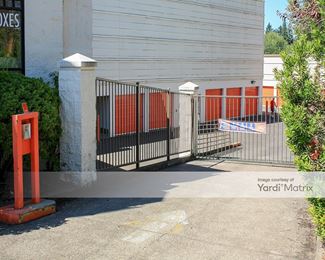 Photo 2 of Public Storage - 8437 SW Barbur Blvd, Portland, OR