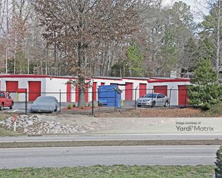 Photo 4 of SecurCare Self Storage - 7012 Glenwood Avenue, Raleigh, NC