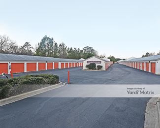 Photo 1 of Public Storage - 172 Veterans Pkwy, Clayton, NC