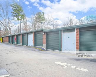 Photo 2 of Extra Space Storage - 5738 Dillard Drive, Cary, NC