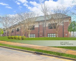 Photo 3 of Extra Space Storage - 5738 Dillard Drive, Cary, NC