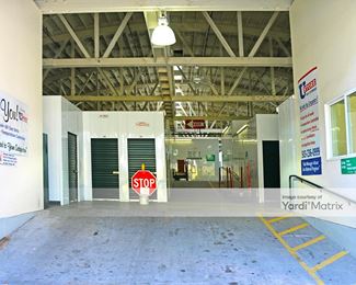 Photo 2 of U-Store Self Storage - 1111 SE 12th Avenue, Portland, OR