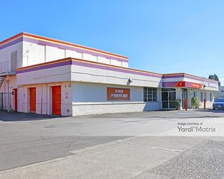 Photo 1 of Public Storage - 6525 North Lombard Street, Portland, OR