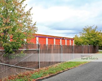 Photo 3 of Public Storage - 7402 SE 92nd Avenue, Portland, OR