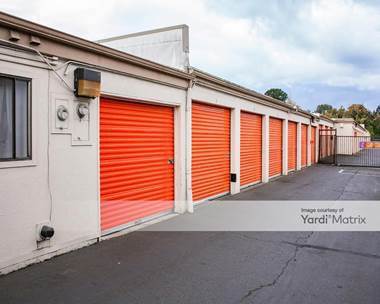 Storage Units for Rent available at 13325 SE Mcloughlin Blvd, Milwaukie, OR 97222