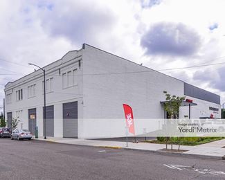 Photo 4 of Broadway Storage - 228 NE Broadway, Portland, OR