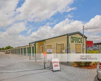 Photo 3 of Storology Storage - 1600 Highway 1187 West, Crowley, TX