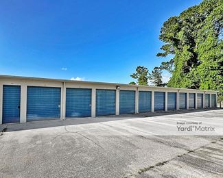 Photo 4 of Storage Rentals of America - 2000 Wells Road A, Orange Park, FL