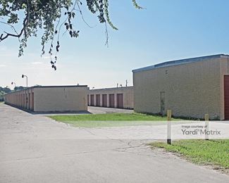 Photo 4 of Storage Zone - 2343 Edgewood Avenue North, Jacksonville, FL