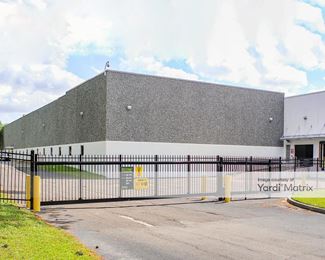 Photo 2 of Extra Space Storage - 6611 Southpoint Pkwy, Jacksonville, FL