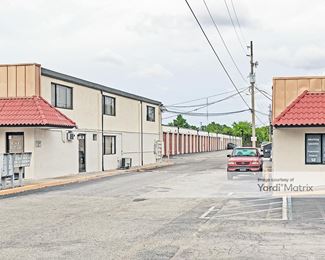 Photo 2 of Storage Zone - 6299 Powers Avenue, Jacksonville, FL
