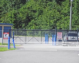 Photo 2 of A1A Stow-A-Way Self Storage - 96280 David Hallman Pkwy, Yulee, FL