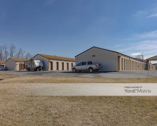 Photo 6 of StorageMart - 8821 Philadelphia Road, Rosedale, MD
