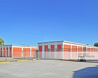 Photo 4 of Public Storage - 3555 Radio Road, Naples, FL
