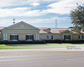 Photo 2 of Extra Space Storage - 10550 Goodlette-Frank Road, Naples, FL