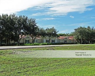 Photo 3 of Extra Space Storage - 10550 Goodlette-Frank Road, Naples, FL