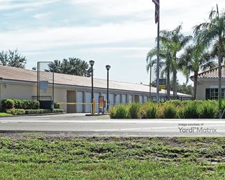 Photo 4 of Extra Space Storage - 10550 Goodlette-Frank Road, Naples, FL